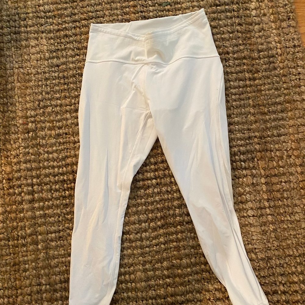 White Lulu lemon leggings